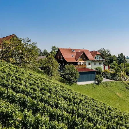 Weingut Juritsch Bed & Breakfast